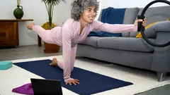 5 ideale oefeningen voor 50-plussers: je hebt maar 10 minuten per dag nodig