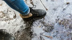 Veilige stappen in de winter: zo kies je schoenen die je niet in de steek laten op gladde wegen