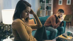 Hoe koppels stilletjes hun relaties zelf vernietigen: 5 onverwachte gewoonten