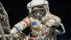 Interessant feit: wetenschappers ontdekten wat er met het lichaam van astronauten gebeurt in de ruimte